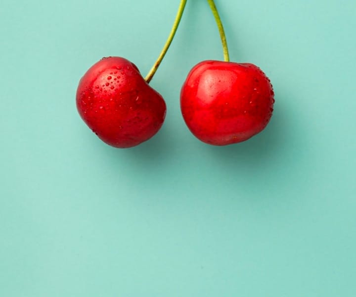 Picture of a pair of cherries